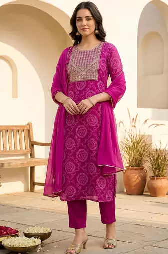 Women Ethnic Motifs Printed Regular Kurta with Trousers & With Dupatta