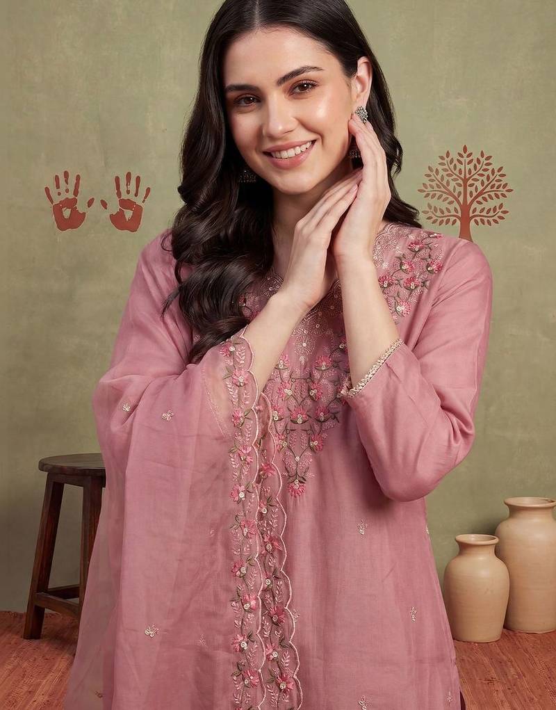 Women Floral Embroidered Regular Thread Work Kurta with Trousers & With Dupatta