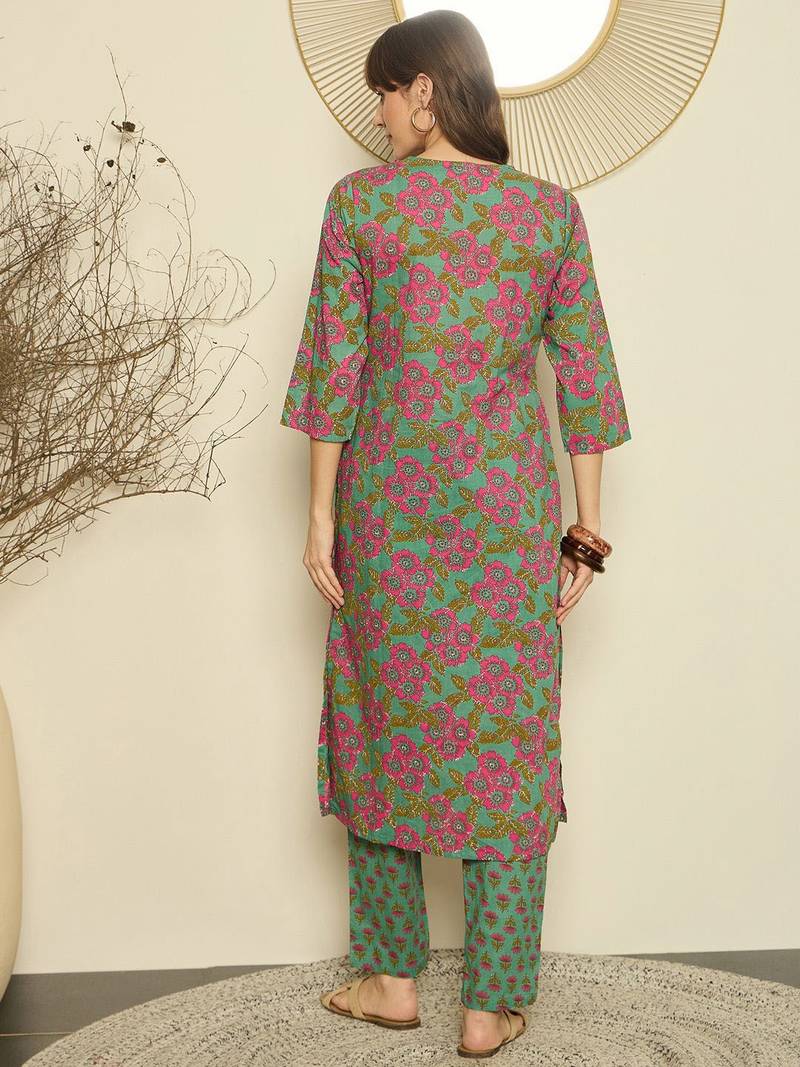 Women Ethnic Motifs Printed  Cotton Kurta with Trouser