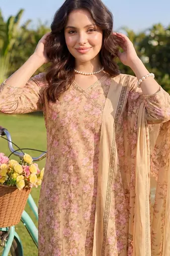 Women Floral Printed Regular  Cotton Kurta with Trousers & With Dupatta