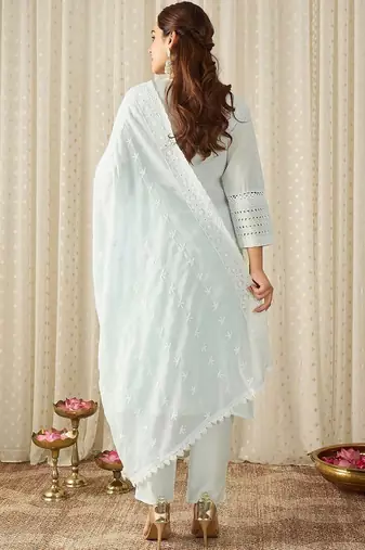 Women Ethnic Motifs Embroidered Regular Thread Work  Cotton Kurta with Trousers & With Dupatta