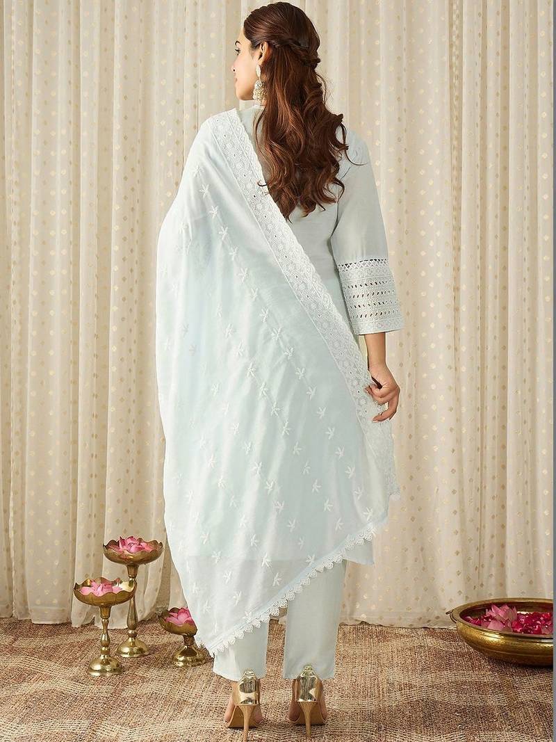 Women Ethnic Motifs Embroidered Regular Thread Work  Cotton Kurta with Trousers & With Dupatta