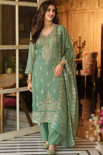 Women Ethnic Motifs Embroidered Thread Work Kurta with Trousers & With Dupatta