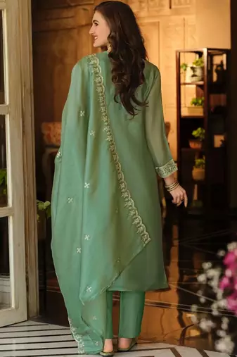 Women Ethnic Motifs Embroidered Regular Thread Work Kurta with Trousers & With Dupatta