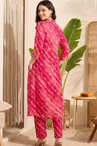 Women Leheriya Printed Regular Kurta with Trousers