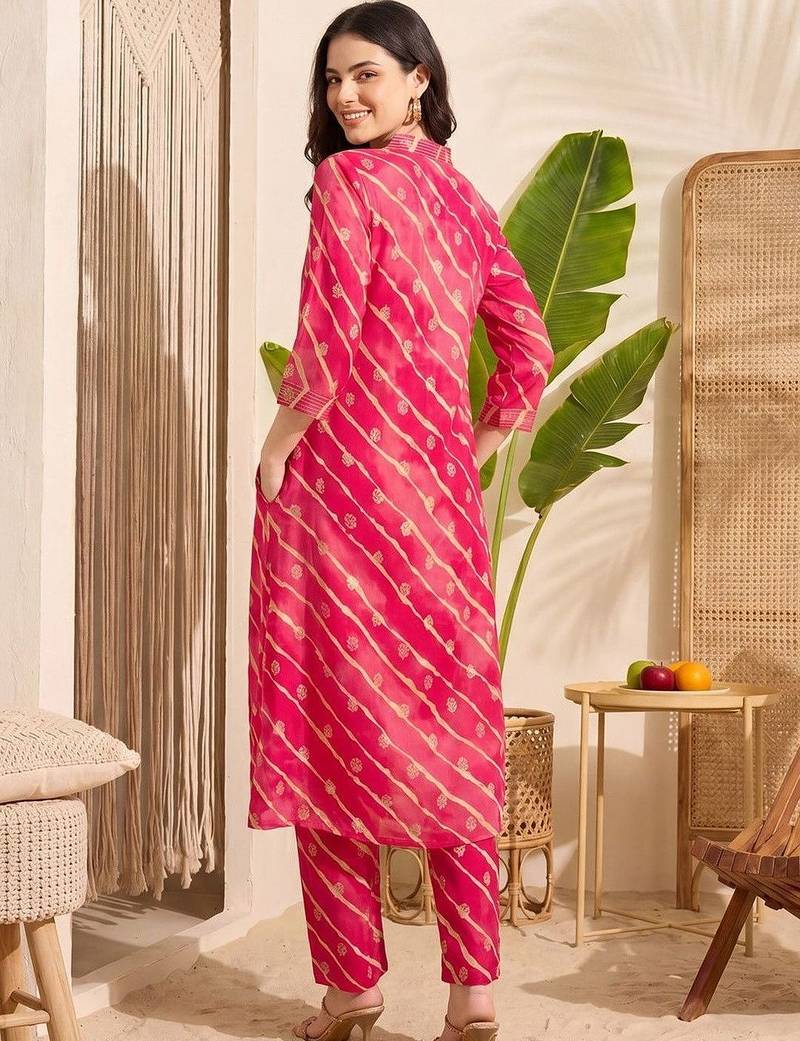 Women Leheriya Printed Regular Kurta with Trousers