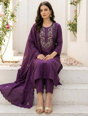 Women Ethnic Motifs Regular Thread Work Kurta with Trousers & With Dupatta 1