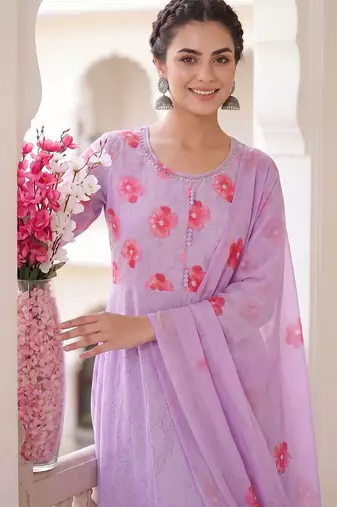 Women Floral Printed Tiered  Cotton Kurta with Trousers & With Dupatta