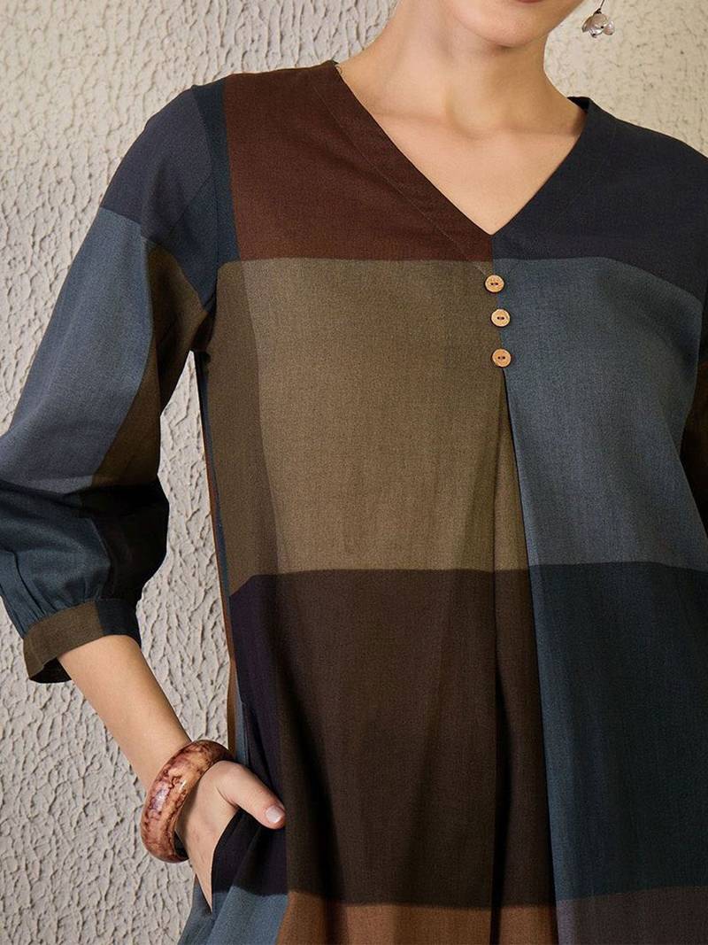 Adults-Women Colourblocked A-Line Kurta with Trousers
