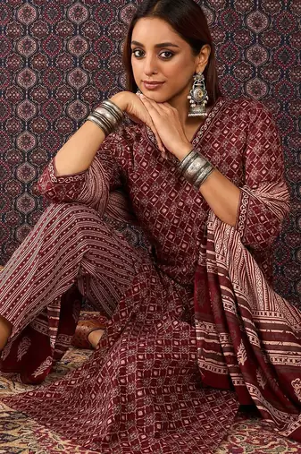 Women Ethnic Motifs Printed Regular  Cotton Kurta Trousers With Dupatta