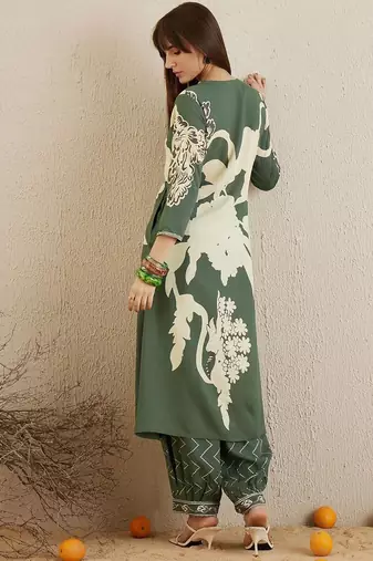 Floral Printed V-Neck Sequinned Straight Kurta with Salwar