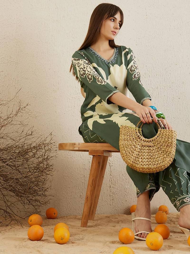 Floral Printed V-Neck Sequinned Straight Kurta with Salwar