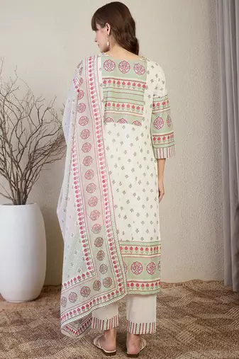 Women Floral Printed Cotton Kurta with Trousers & Dupatta