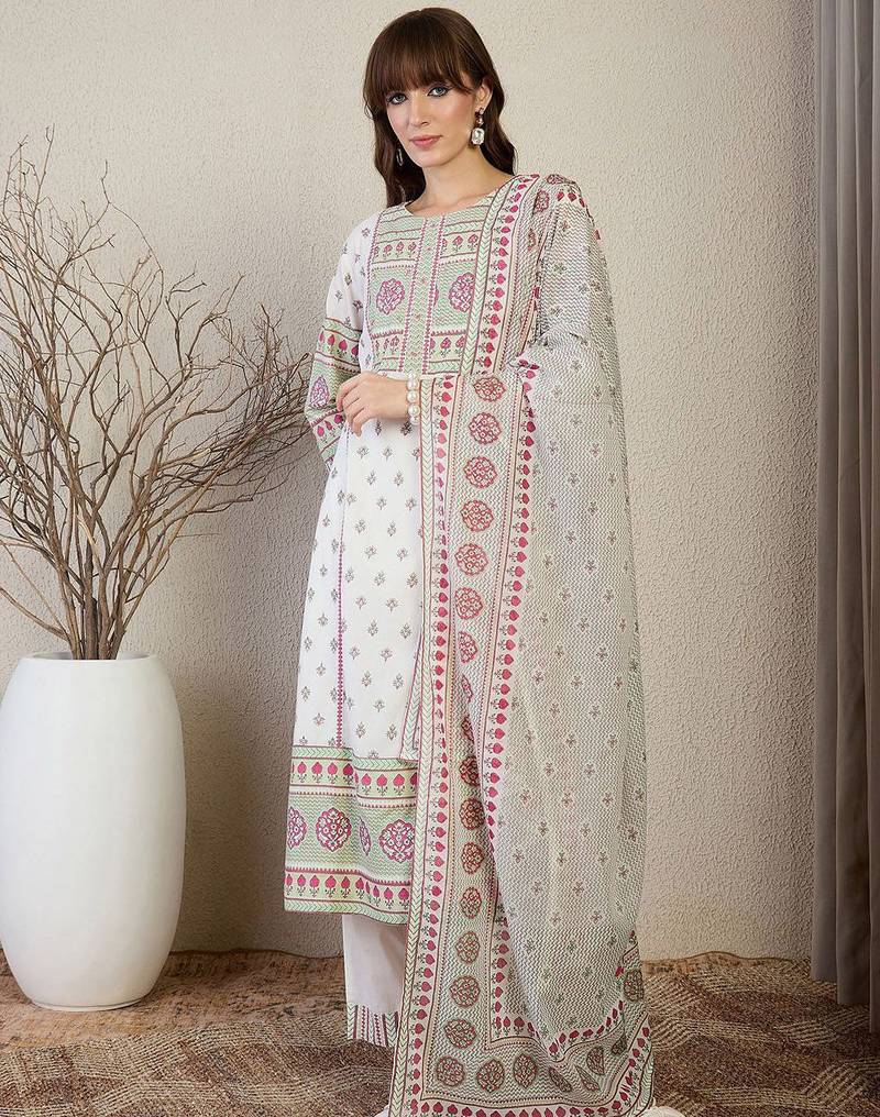 Women Floral Printed Cotton Kurta with Trousers & Dupatta