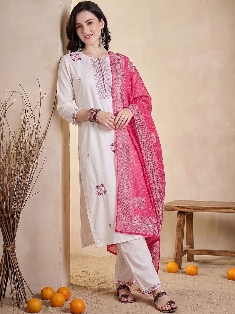 Women Ethnic Motifs Embroidered Regular Thread Work  Cotton Kurta with Trousers & With Dupatta