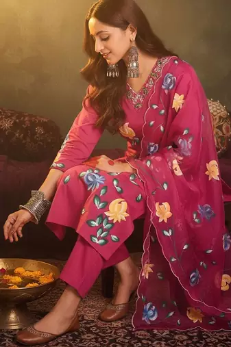 Floral Printed Sraight Thread Work  Cotton Kurta With Trousers & Dupatta
