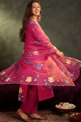 Floral Printed Sraight Thread Work  Cotton Kurta With Trousers & Dupatta