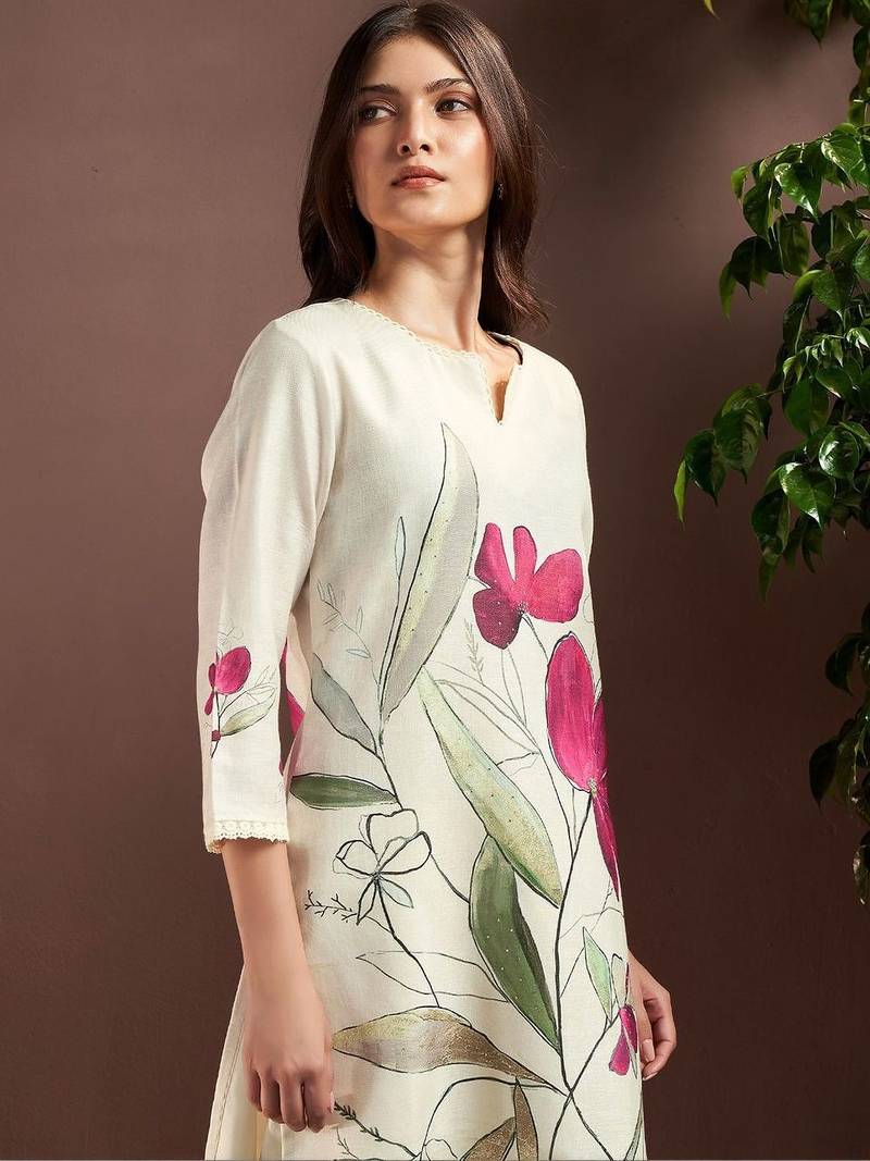 Women Floral Printed Regular Kurta With Trousers & Dupatta