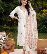 Women Ethnic Motifs Embroidered Regular Thread Work  Cotton Kurta with Trousers & With Dupatta