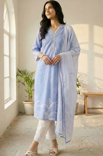 Women Printed Linen Kurta with Trousers & With Dupatta