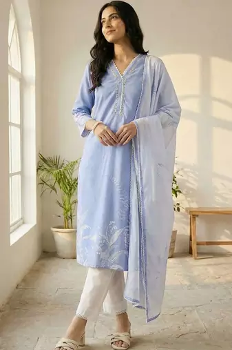 Women Printed Regular Linen Kurta with Trousers & With Dupatta
