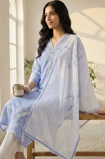Women Printed Regular Linen Kurta with Trousers & With Dupatta
