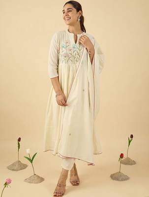 Women Floral Embroidered Cotton Kurta with Trousers & Dupatta 6