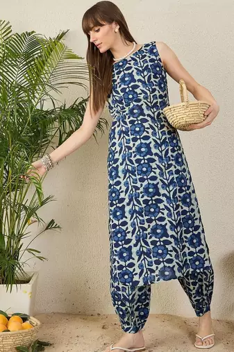 Women Printed Regular  Cotton Kurta with Salwar