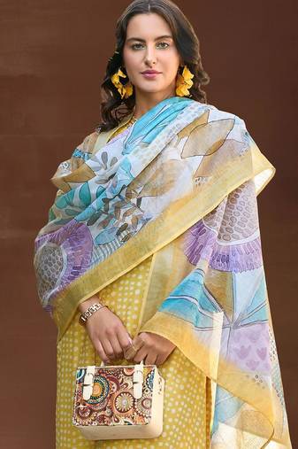 Women Ethnic Motifs Printed Regular Thread Work Linen Kurta with Trousers & With Dupatta