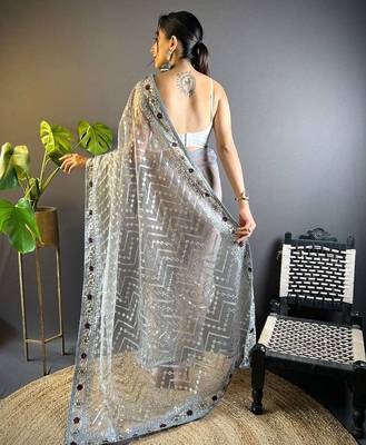 Grey net embroidered thread work heavy look ethnic saree with blouse 3