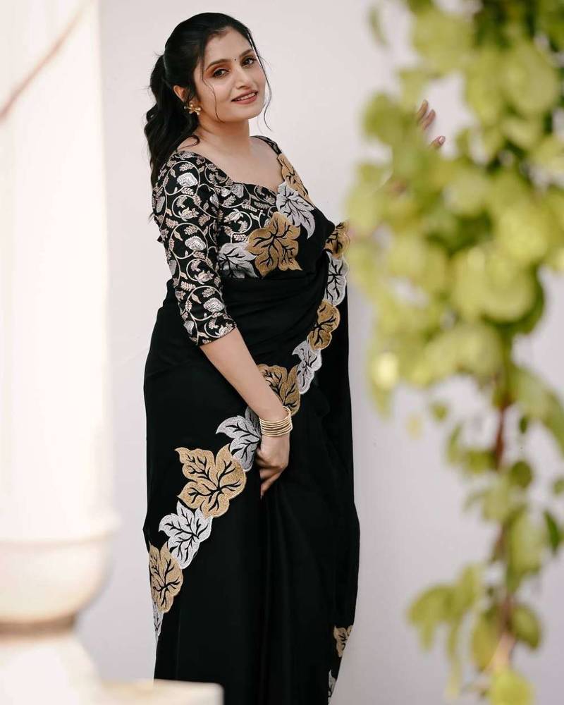 Black chiffon embroidered thread work heavy look ethnic saree with blouse