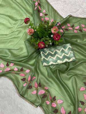 Green georgette embroidered thread work heavy look ethnic saree with blouse 2