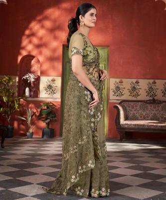 Mehendi net embroidered thread work heavy look ethnic saree with blouse 3