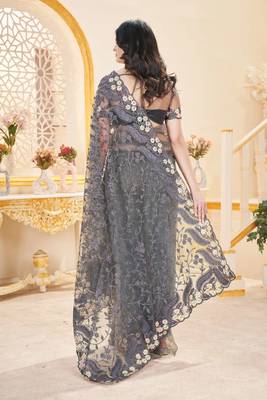 Grey net embroidered thread work heavy look ethnic saree with blouse 2