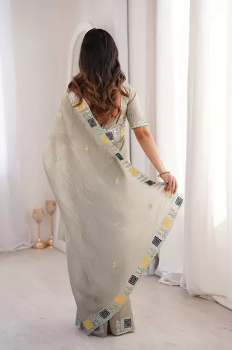 Beige georgette embroidered thread work heavy look ethnic saree with blouse