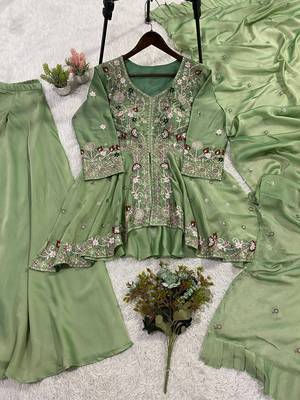 Sage green embroidered rangoli silk blend kurta pant set with dupatta 2