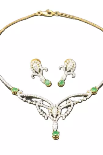 AD White and Green stone necklace set