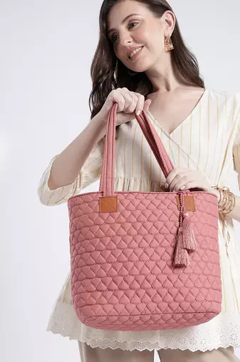  uno dusty pink diamond quilted tote bag