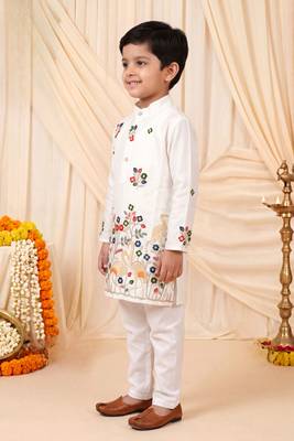 Boys white satin flamingo bird & floral embroidered kurta pyjama set 4