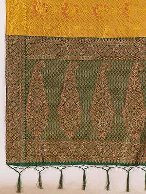 Golden Jacquard Silk Saree With Green Border & Zari Work Pallu With Unstitched Blouse Piece 6