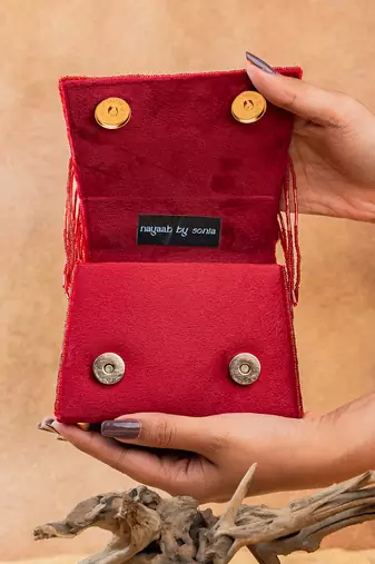 Crimson red beaded silk tassel handbag