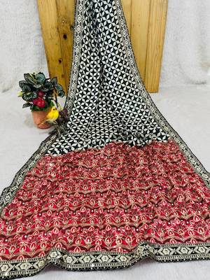 Black Color Floral Printed Pallu With Sequince & Mirror Work & Thread Embroidered Lace Border Silk Blend Saree 3