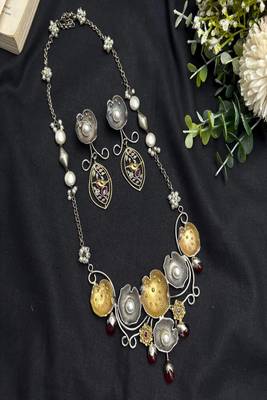 Dual Tone Floral Statement Necklace Set, Handmade Pearl Necklace Earrings, Artisan Boho Jewelry 2