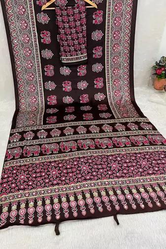 dark brown color mirror work border with handcrafted red tassels (latkan) and ajarakh print gajji silk blend saree