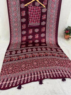 maroon color mirror work border with handcrafted red tassels (latkan) and ajarakh print gajji silk blend saree 3