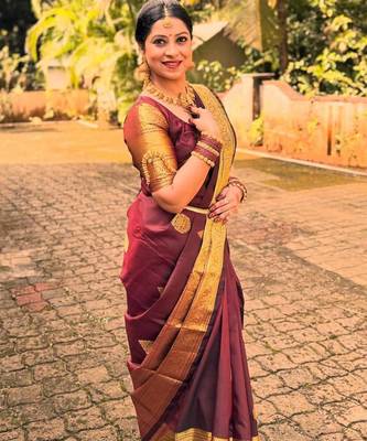 Dark maroon silk blend woven saree with banarasi silk 4