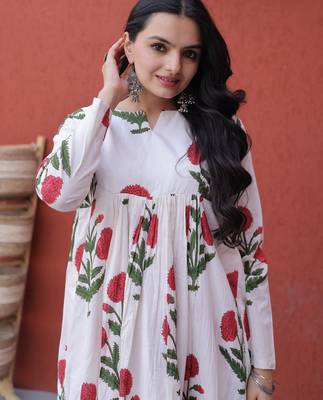 white silk blend  readymade kurti set with printed work 3
