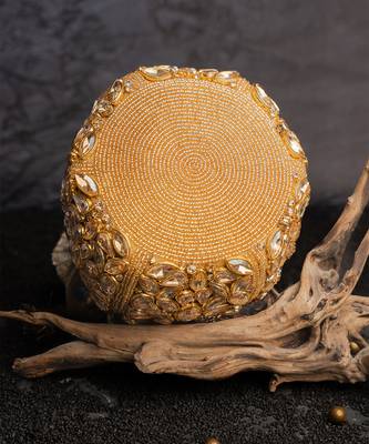 Diamond bucket (gold) 4
