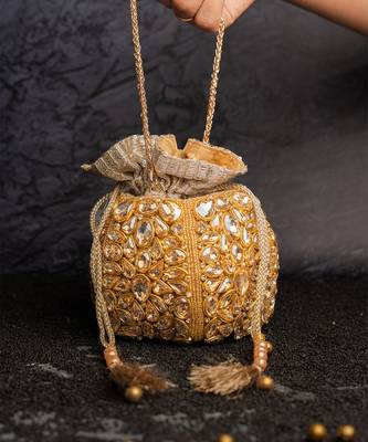 Diamond bucket (gold) 5