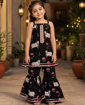 Girls Sleeveless Cotton Kurta & Churidar Salwar Set 1